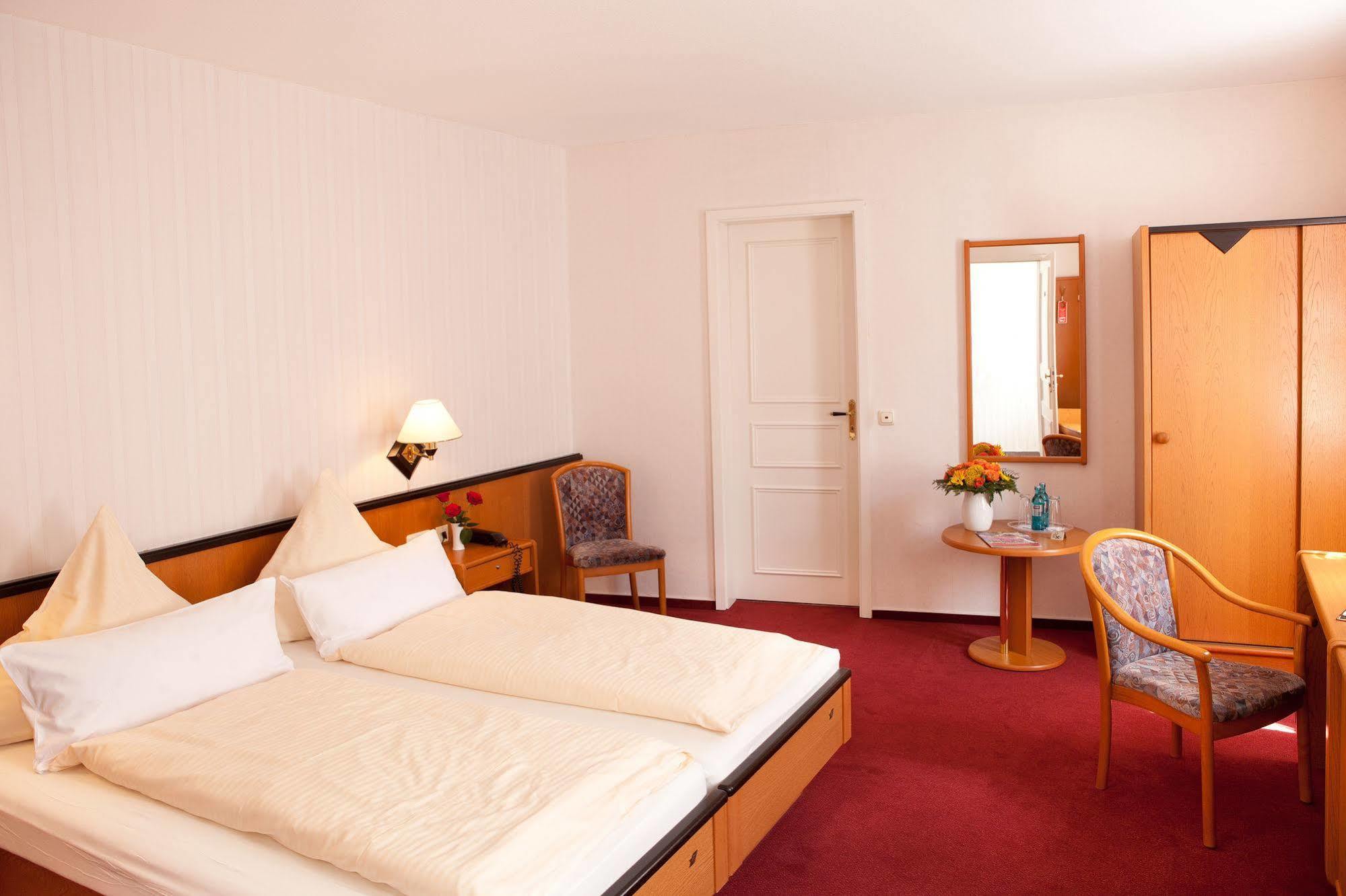 Hotel Busch Westerstede Eksteriør bilde