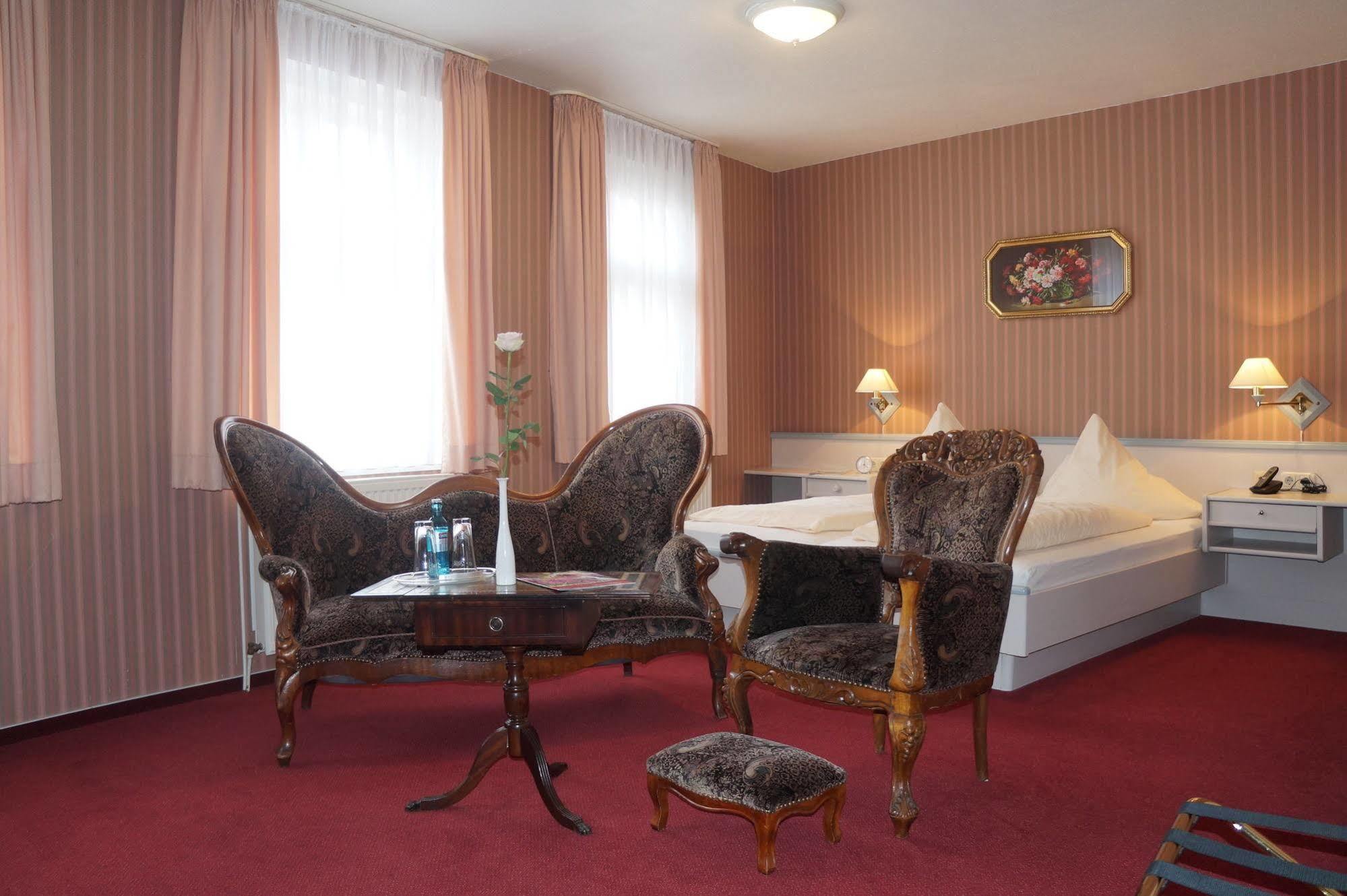 Hotel Busch Westerstede Eksteriør bilde